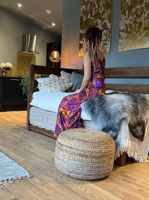 Luxury Lodge In The Treetops Llanbrynmair Екстер'єр фото